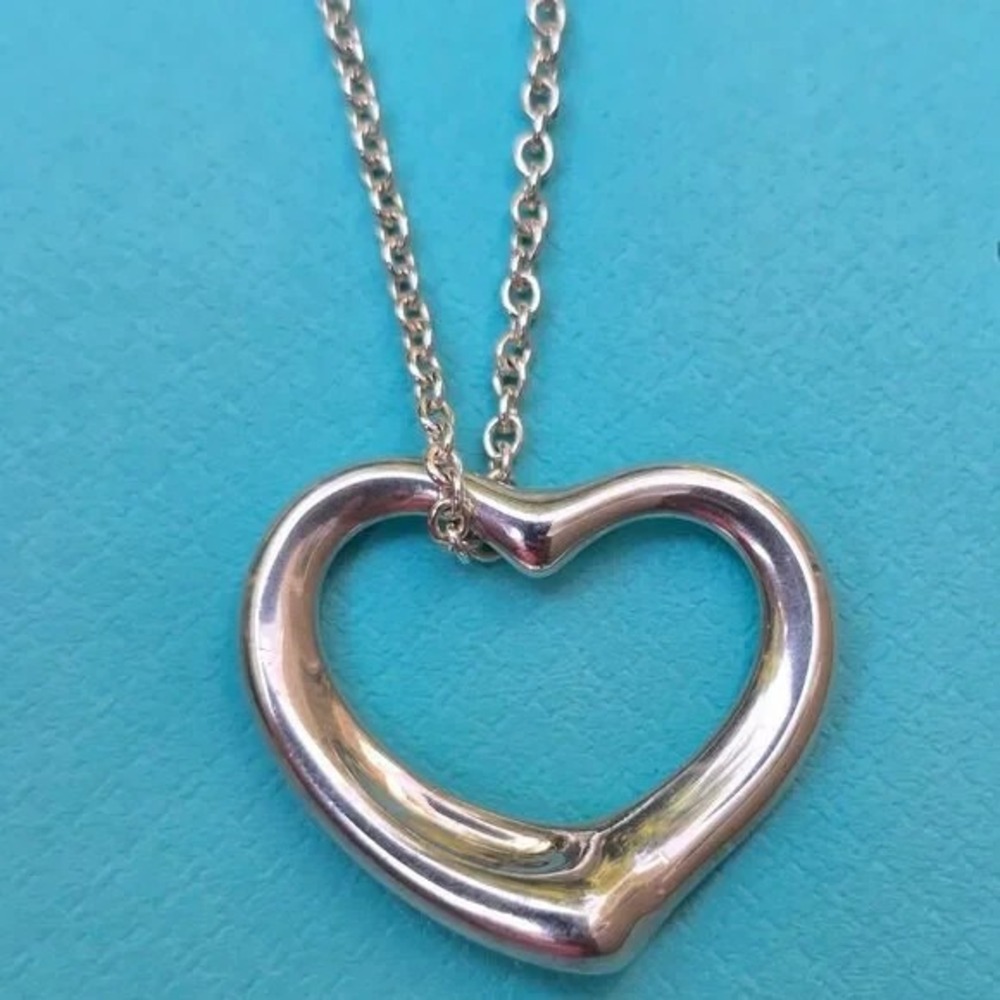 Authentic Tiffany & Open Heart Pendant. 22mm on 16" Chain